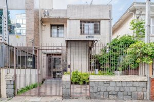 Casa comercial com 255m², 2 dormitórios no bairro Bom Fim em Porto Alegre para Alugar