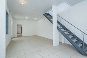 Galpão com 397m² no bairro Floresta em Porto Alegre para Alugar