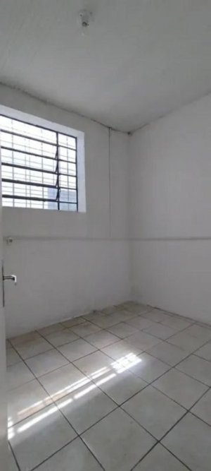 Galpão com 397m² no bairro Floresta em Porto Alegre para Alugar