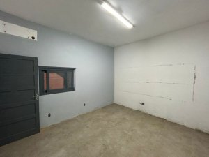 Galpão com 271m² no bairro São Geraldo em Porto Alegre para Alugar