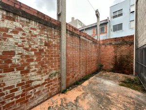 Galpão com 271m² no bairro São Geraldo em Porto Alegre para Alugar