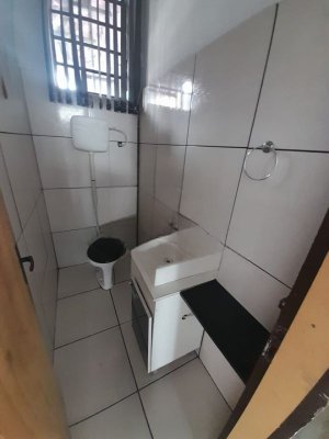 Galpão com 231m² no bairro Floresta em Porto Alegre para Alugar