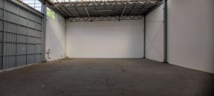 Depósito/Pavilhão com 240m² no bairro São Geraldo em Porto Alegre para Alugar