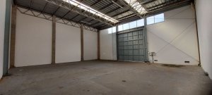 Galpão com 240m² no bairro São Geraldo em Porto Alegre para Alugar