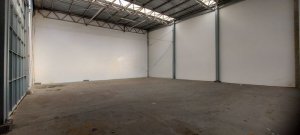 Galpão com 240m² no bairro São Geraldo em Porto Alegre para Alugar