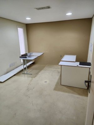 Galpão com 1.730m² no bairro Centro Histórico em Porto Alegre para Alugar