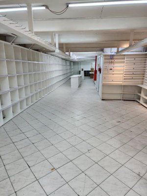 Galpão com 1.730m² no bairro Centro Histórico em Porto Alegre para Alugar