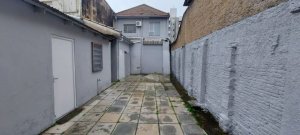 Casa comercial com 230m² no bairro São Geraldo em Porto Alegre para Alugar