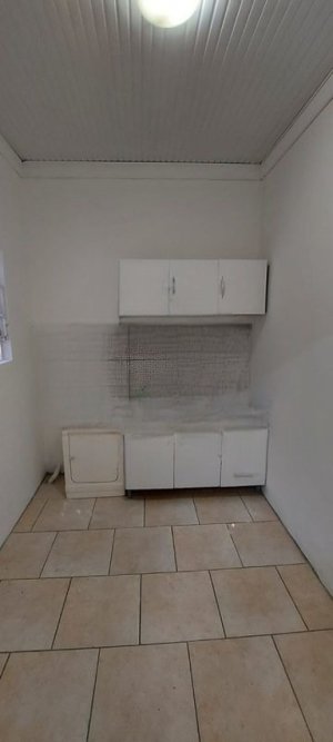 Casa comercial com 230m² no bairro São Geraldo em Porto Alegre para Alugar