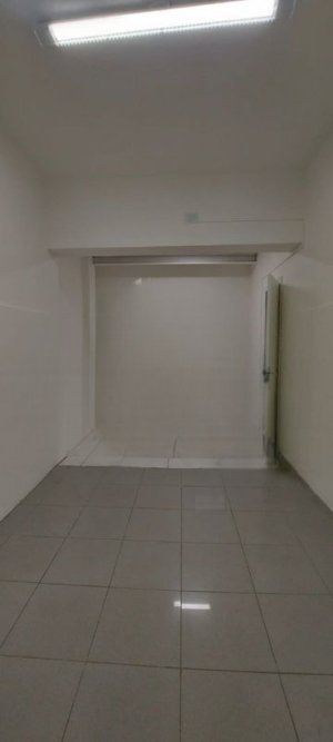 Casa comercial com 230m² no bairro São Geraldo em Porto Alegre para Alugar