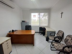 Casa comercial com 220m² no bairro Menino Deus em Porto Alegre para Alugar