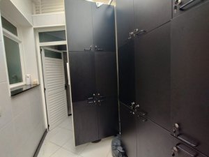 Casa comercial com 220m² no bairro Menino Deus em Porto Alegre para Alugar