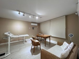 Casa comercial com 300m² no bairro Floresta em Porto Alegre para Alugar