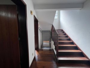 Casa comercial com 300m² no bairro Floresta em Porto Alegre para Alugar