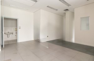 Loja com 260m² no bairro Auxiliadora em Porto Alegre para Alugar