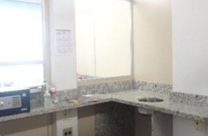 Loja com 230m² no bairro Auxiliadora em Porto Alegre para Alugar