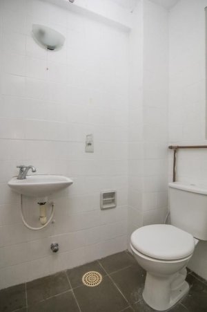 Loja com 41m² no bairro Auxiliadora em Porto Alegre para Alugar