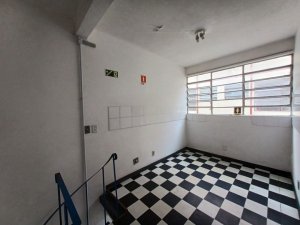 Loja com 26m² no bairro Azenha em Porto Alegre para Alugar