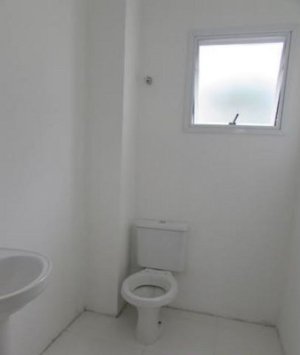 Loja com 226m² no bairro Medianeira em Porto Alegre para Alugar