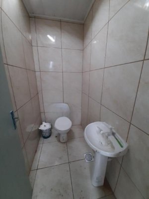 Loja com 115m² no bairro Azenha em Porto Alegre para Alugar