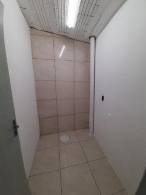 Loja com 115m² no bairro Azenha em Porto Alegre para Alugar