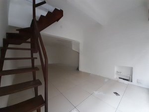 Loja com 36m² no bairro Azenha em Porto Alegre para Alugar