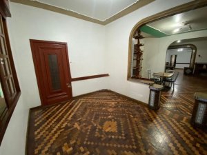 Loja com 180m² no bairro Azenha em Porto Alegre para Alugar