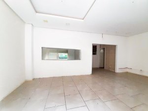 Loja com 56m² no bairro Floresta em Porto Alegre para Alugar