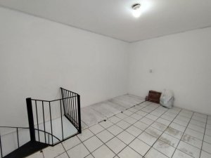 Loja com 40m² no bairro Centro Histórico em Porto Alegre para Alugar