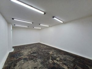 Loja com 698m² no bairro Centro Histórico em Porto Alegre para Alugar