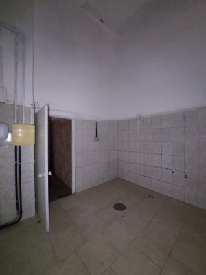 Loja com 100m² no bairro Centro Histórico em Porto Alegre para Alugar