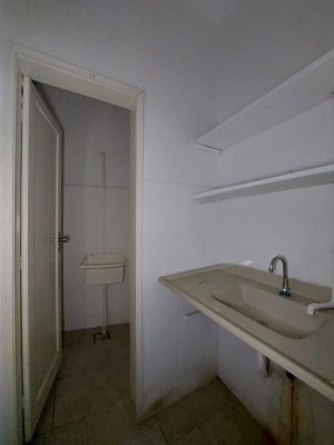 Loja com 100m² no bairro Centro Histórico em Porto Alegre para Alugar