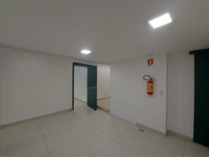 Loja com 90m² no bairro Centro Histórico em Porto Alegre para Alugar