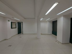 Loja com 90m² no bairro Centro Histórico em Porto Alegre para Alugar