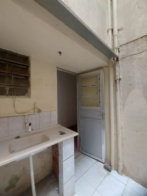 Loja com 33m² no bairro Centro Histórico em Porto Alegre para Alugar