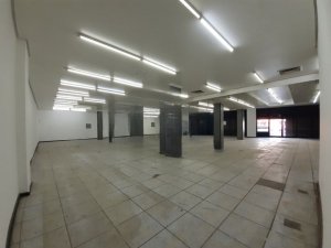 Loja com 510m² no bairro Centro Histórico em Porto Alegre para Alugar