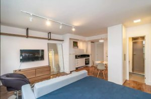 Apartamento com 37m², 1 dormitório no bairro Jardim Europa em Porto Alegre para Alugar