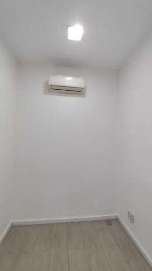 Loja com 160m² no bairro Cristo Redentor em Porto Alegre para Alugar