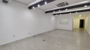 Loja com 160m² no bairro Cristo Redentor em Porto Alegre para Alugar