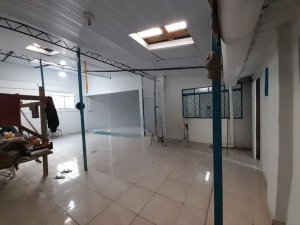 Loja com 110m² no bairro Cristo Redentor em Porto Alegre para Alugar