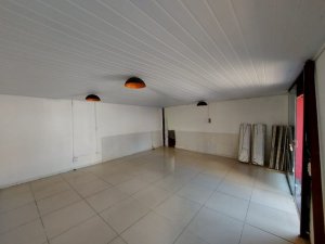 Loja com 30m² no bairro Floresta em Porto Alegre para Alugar