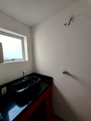 Loja com 30m² no bairro Floresta em Porto Alegre para Alugar