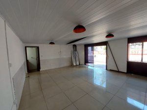 Loja com 30m² no bairro Floresta em Porto Alegre para Alugar
