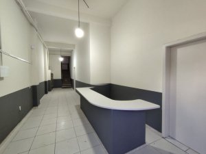 Loja com 982m² no bairro Floresta em Porto Alegre para Alugar