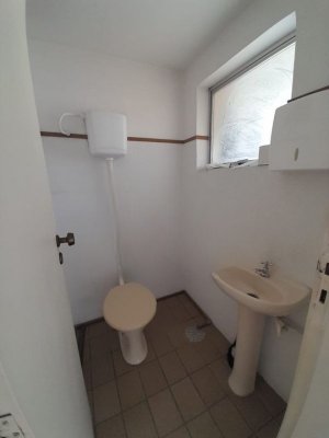 Loja com 132m² no bairro Floresta em Porto Alegre para Alugar