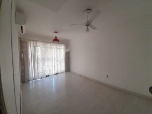 Loja com 132m² no bairro Floresta em Porto Alegre para Alugar