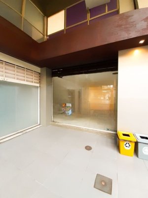 Loja com 232m² no bairro Floresta em Porto Alegre para Alugar