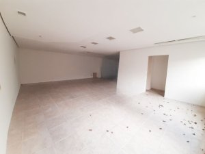 Loja com 232m² no bairro Floresta em Porto Alegre para Alugar