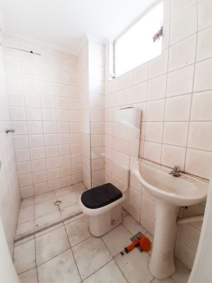 Loja com 232m² no bairro Floresta em Porto Alegre para Alugar