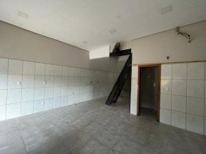 Loja com 40m² no bairro Centro Histórico em Porto Alegre para Alugar